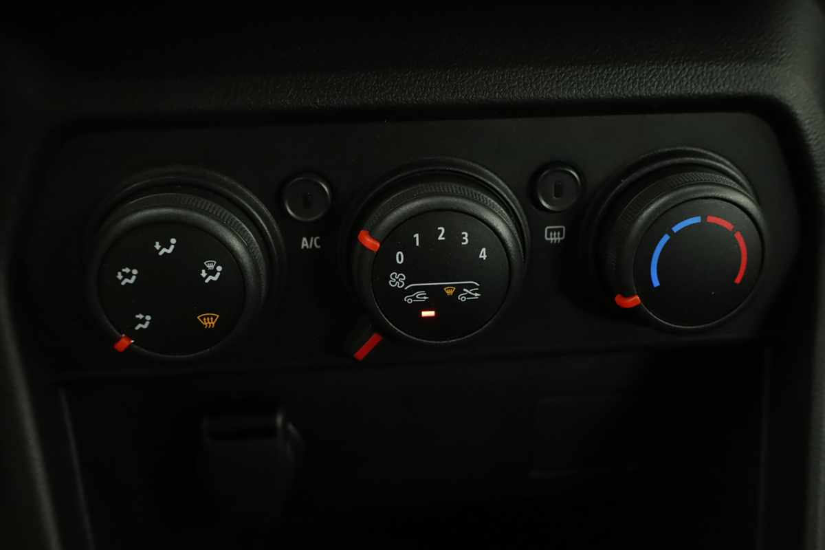 dacia-sandero-2024-gasolina-999cc