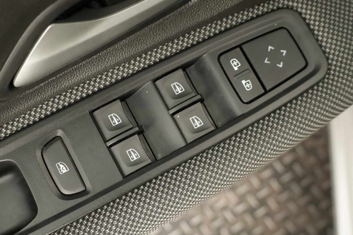 dacia-sandero-2024-gasolina-999cc