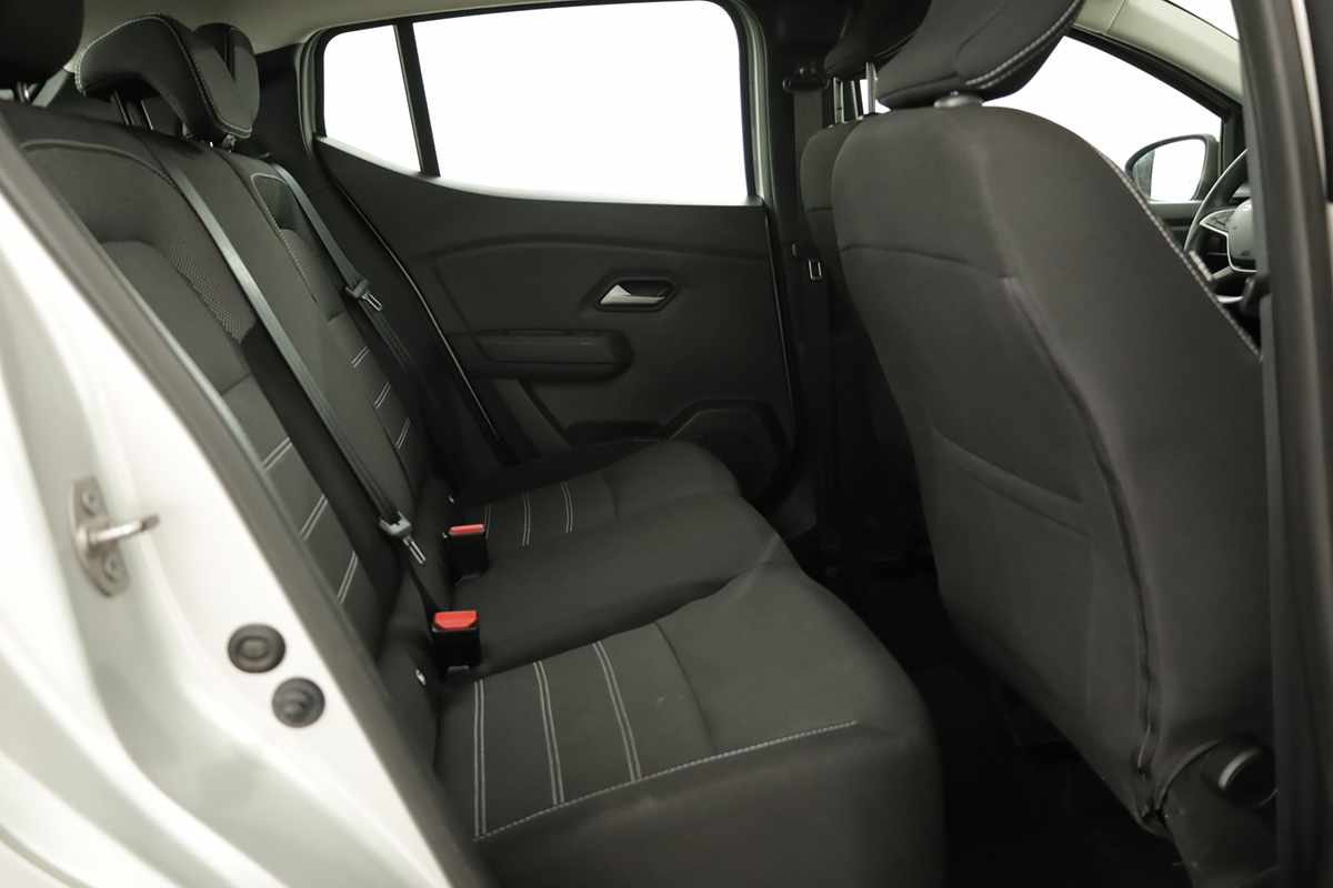 dacia-sandero-2024-gasolina-999cc