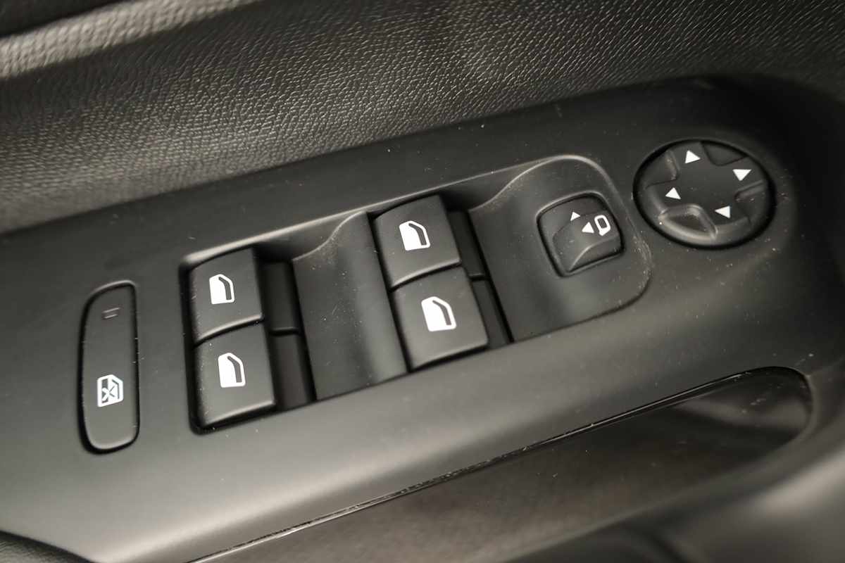 citroen-c5-aircross-2025-hibrido-a-gasolina-1598cc