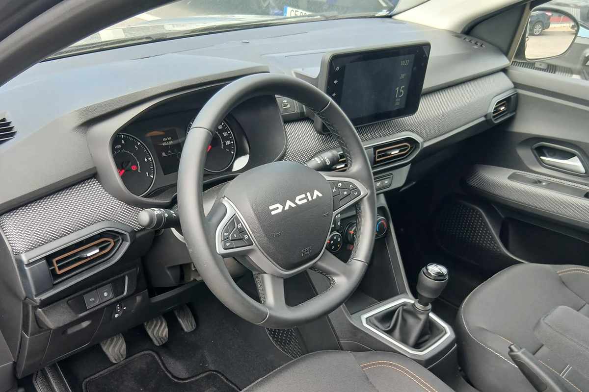 dacia-sandero-2026-gasolina-999cc