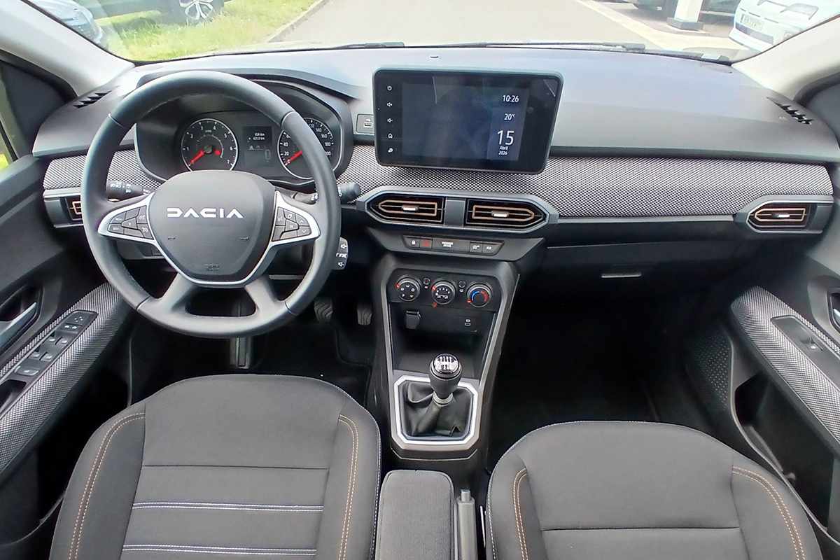 dacia-sandero-2026-gasolina-999cc