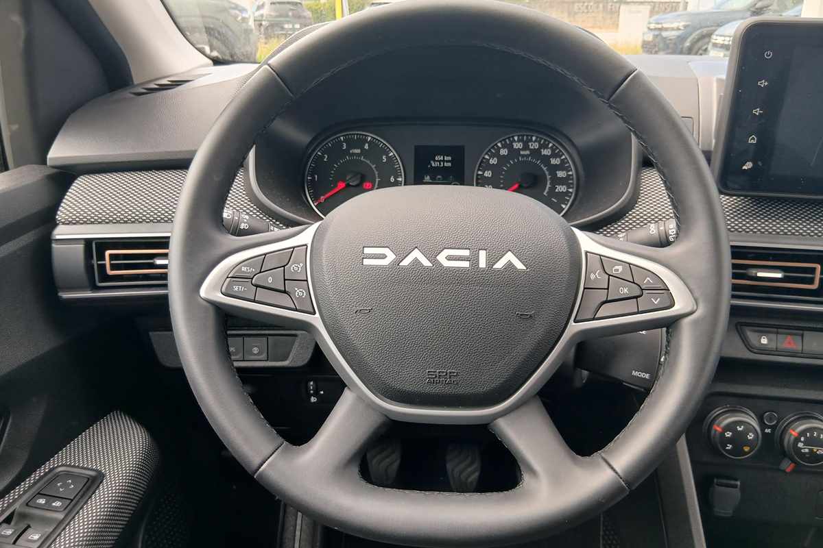 dacia-sandero-2026-gasolina-999cc