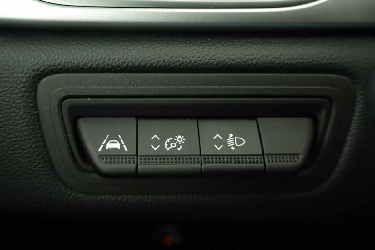 renault-captur-2023-gpl-999cc