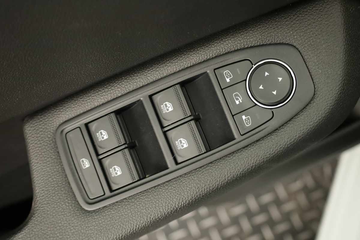 mitsubishi-colt-2025-gasolina-999cc