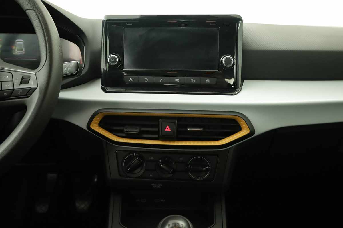 seat-ibiza-2023-gasolina-999cc