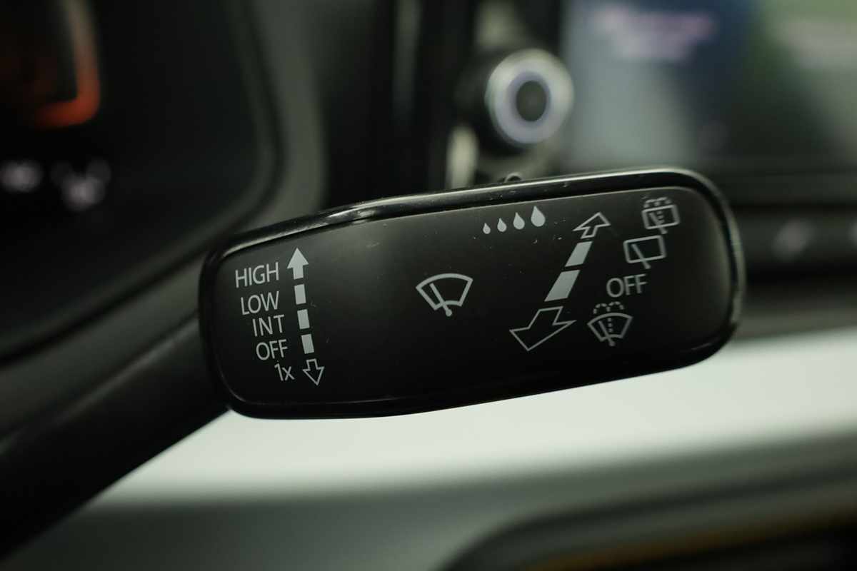 seat-ibiza-2023-gasolina-999cc
