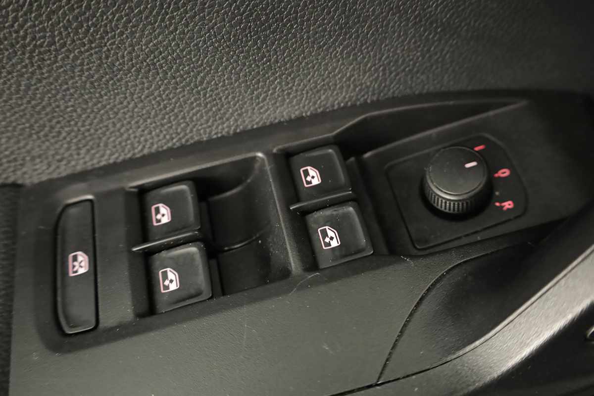 seat-ibiza-2023-gasolina-999cc
