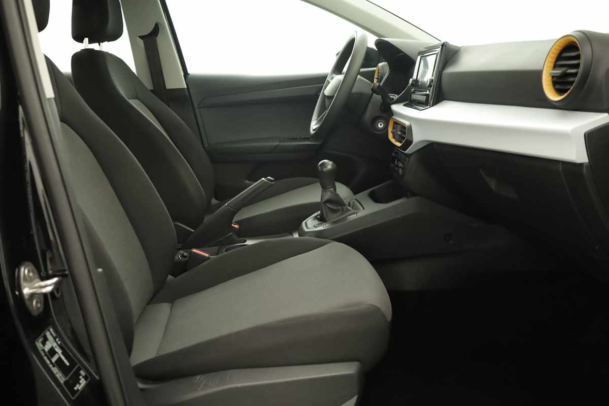 seat-ibiza-2023-gasolina-999cc