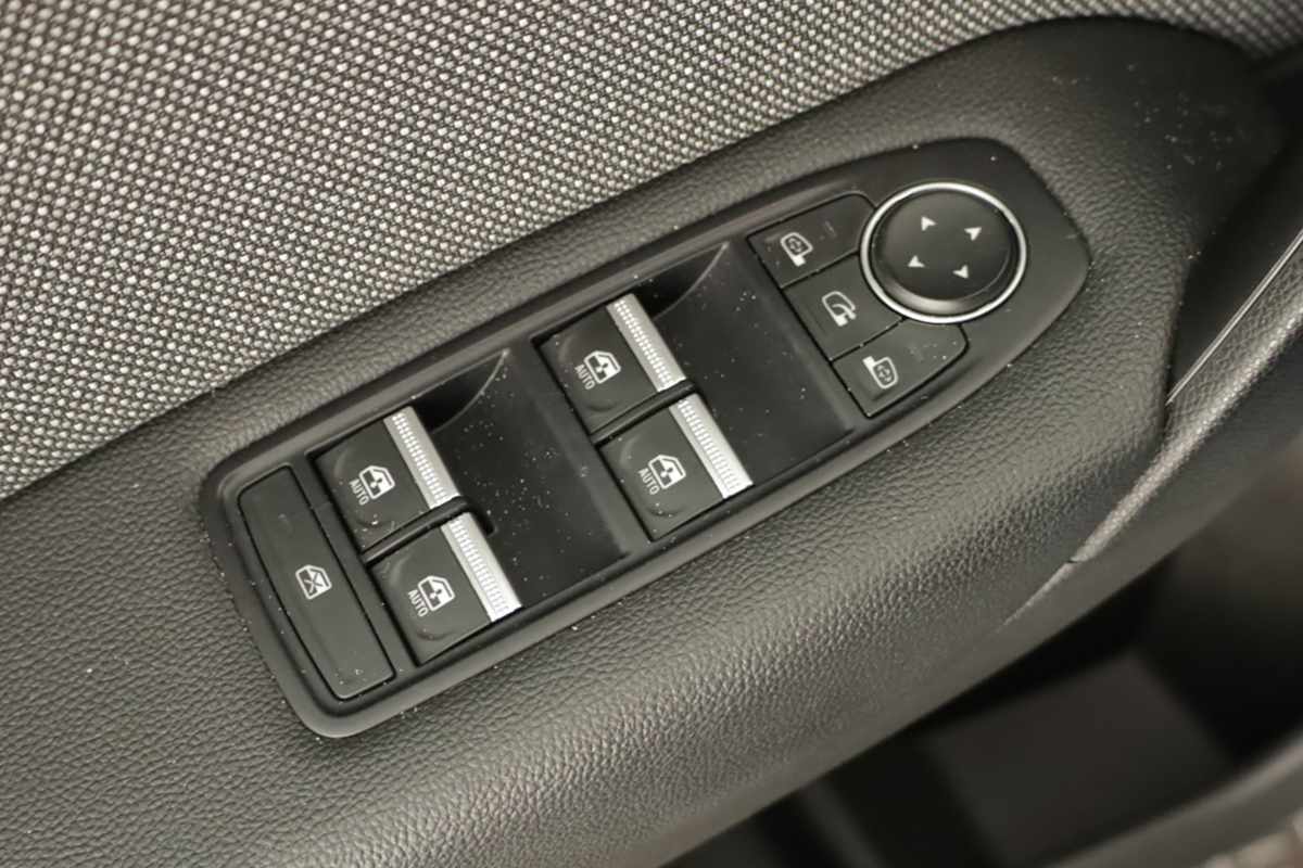 renault-captur-2025-gpl-999cc