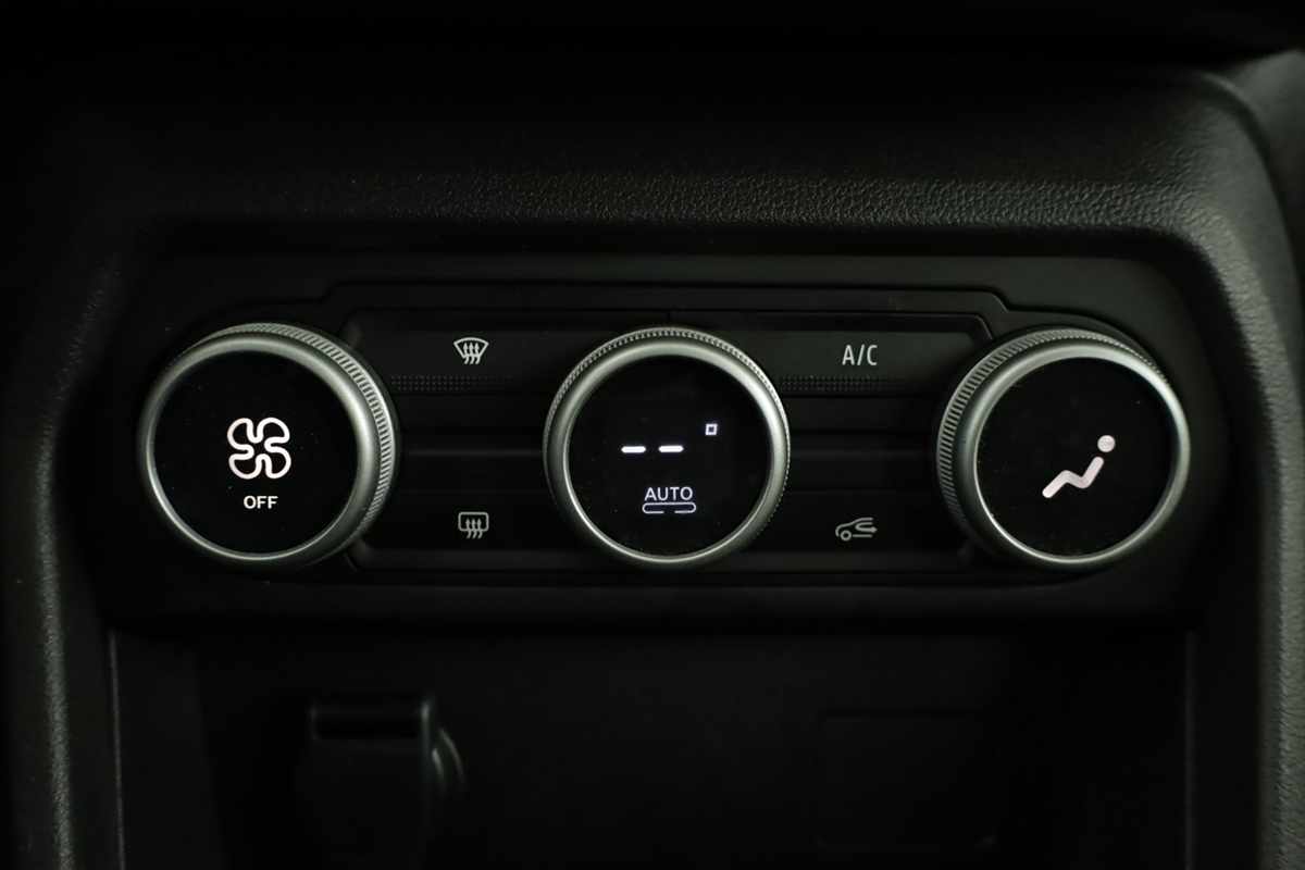 dacia-sandero-2024-gasolina-999cc