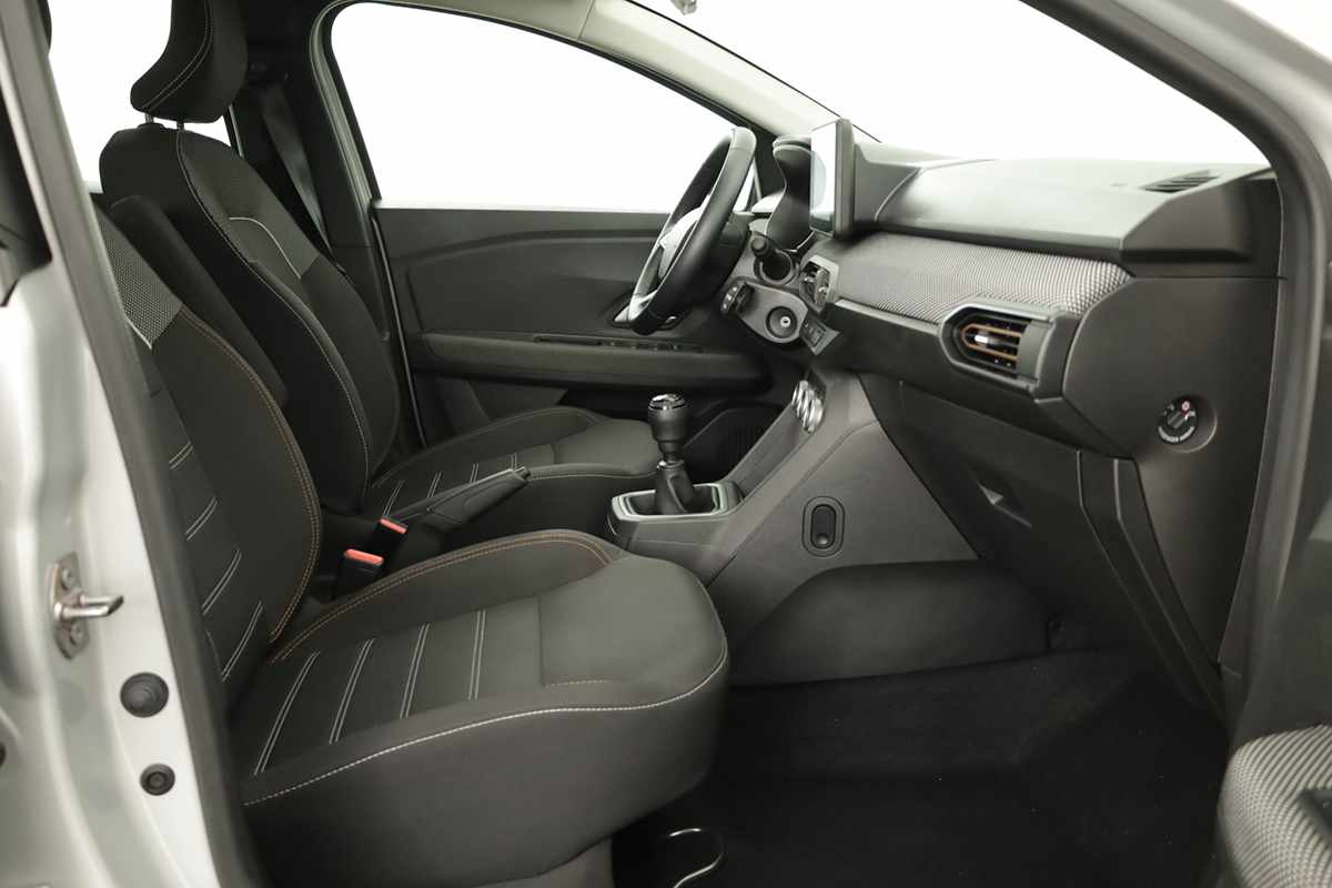 dacia-sandero-2024-gasolina-999cc
