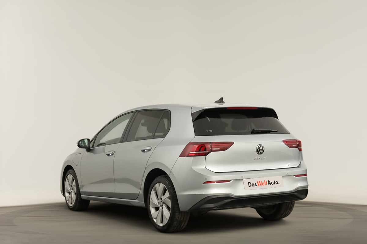 volkswagen-golf-2025-hibrido-a-gasolina-1498cc