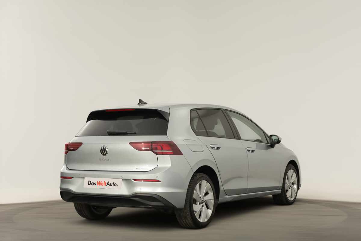 volkswagen-golf-2025-hibrido-a-gasolina-1498cc