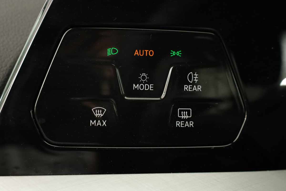 volkswagen-golf-2025-hibrido-a-gasolina-1498cc