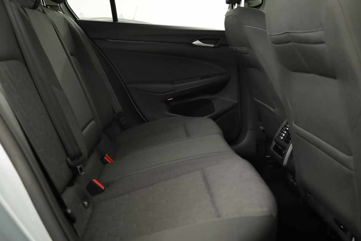 volkswagen-golf-2025-hibrido-a-gasolina-1498cc