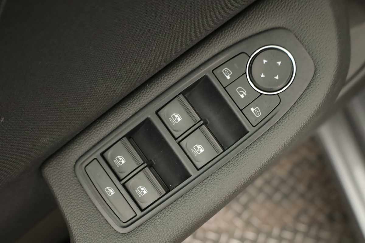 renault-clio-2024-gasolina-999cc