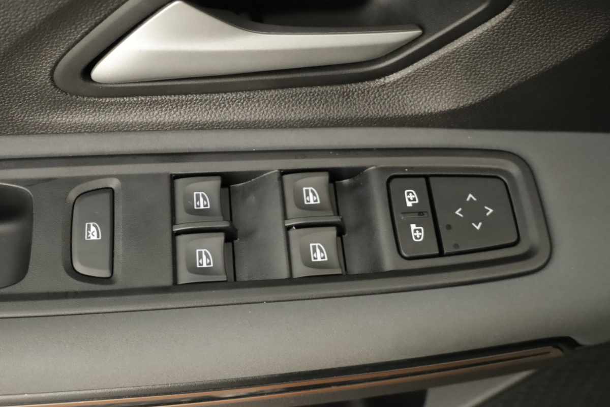 dacia-sandero-2025-gpl-999cc