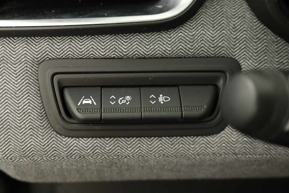 renault-clio-2024-gasolina-999cc