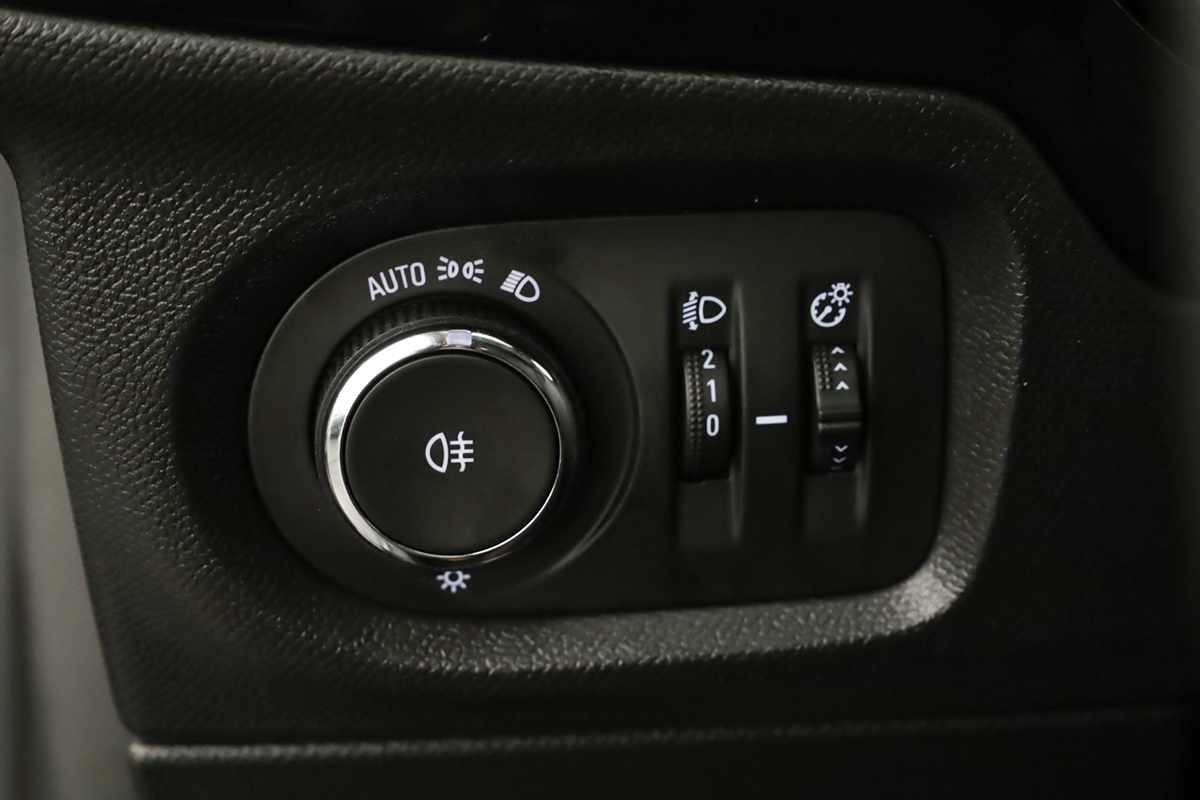 opel-corsa-2025-gasolina-1199cc
