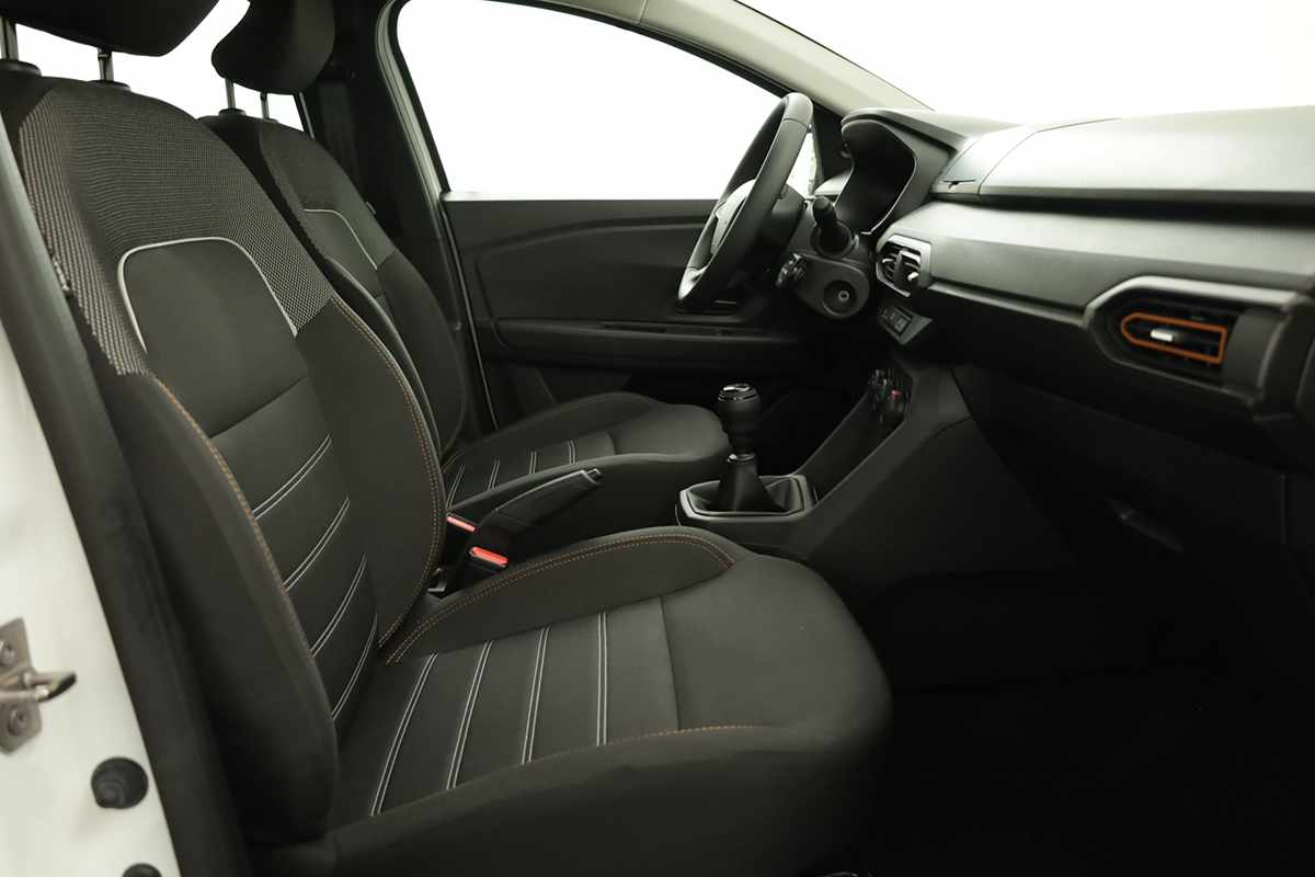 dacia-sandero-2023-gasolina-999cc