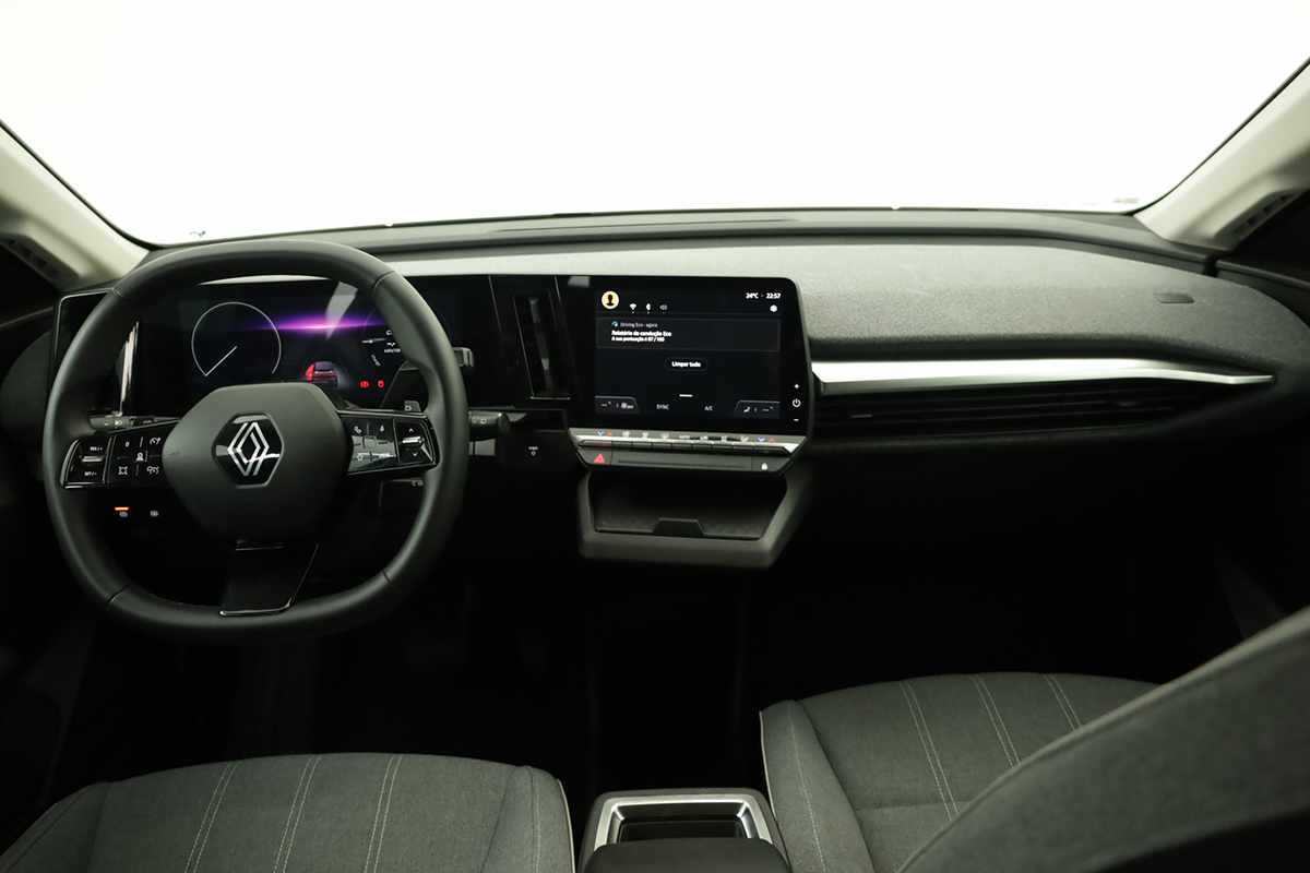 renault-megane-e-tech-2024-eletrico-0cc