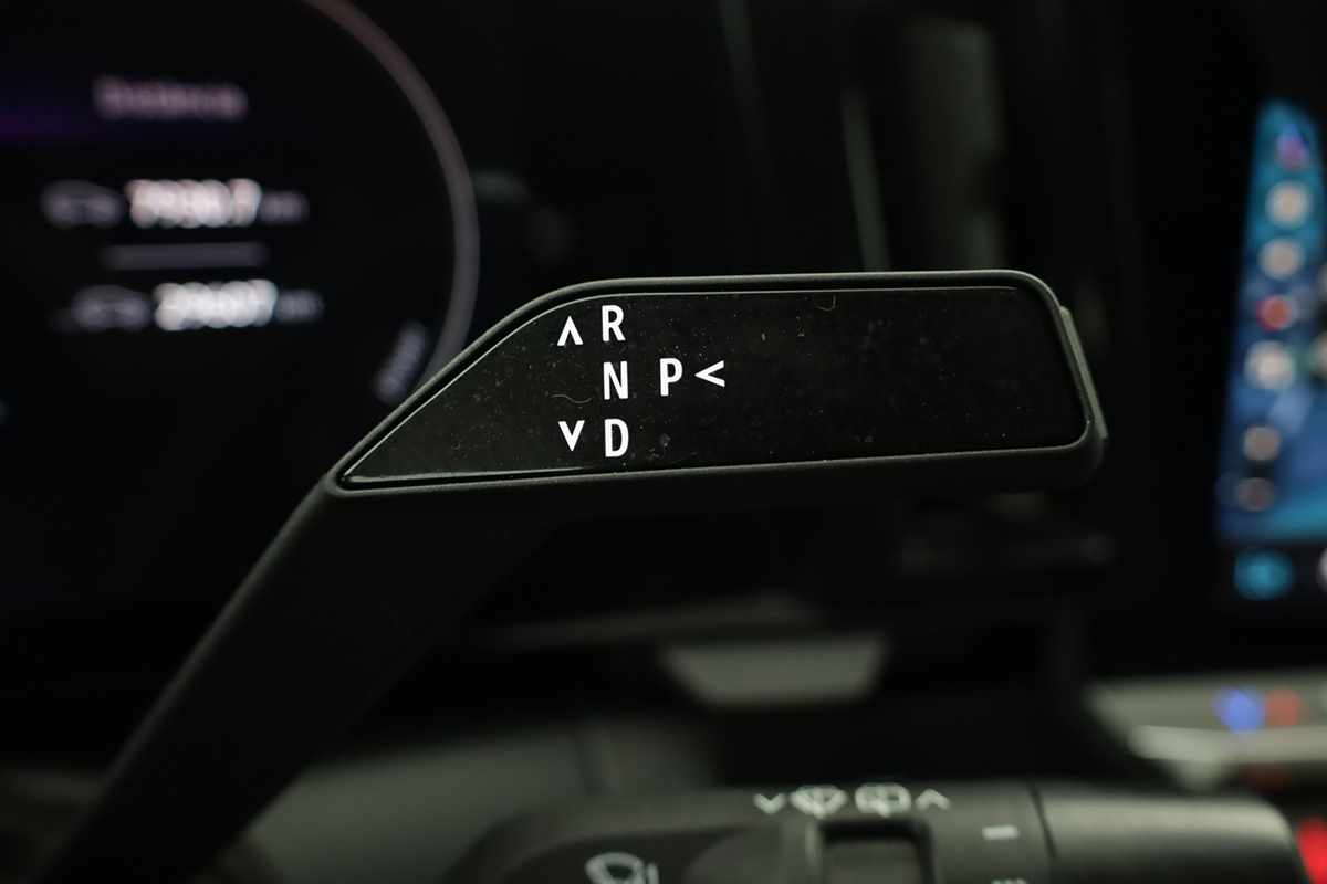 renault-megane-e-tech-2024-eletrico-0cc