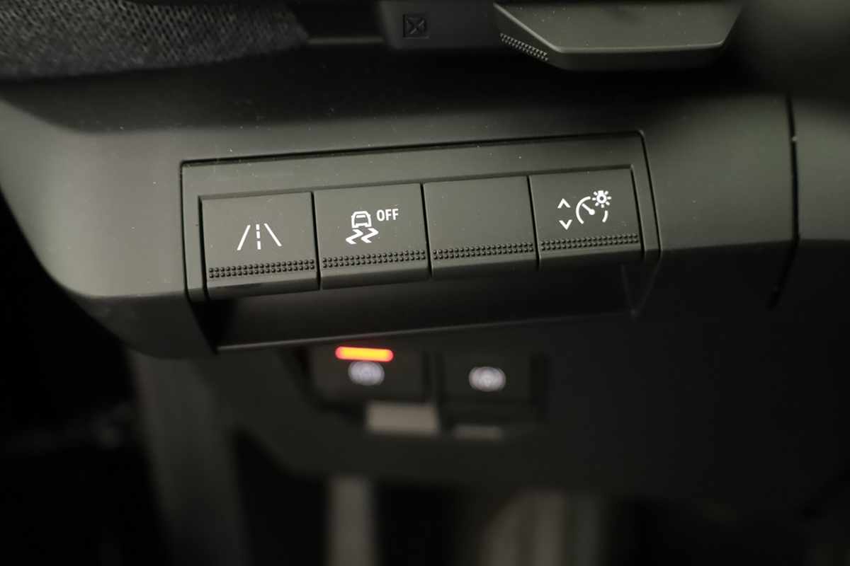 renault-megane-e-tech-2024-eletrico-0cc