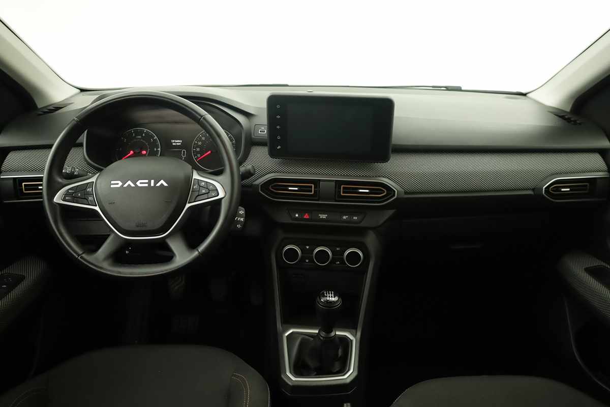 dacia-sandero-2024-gasolina-999cc