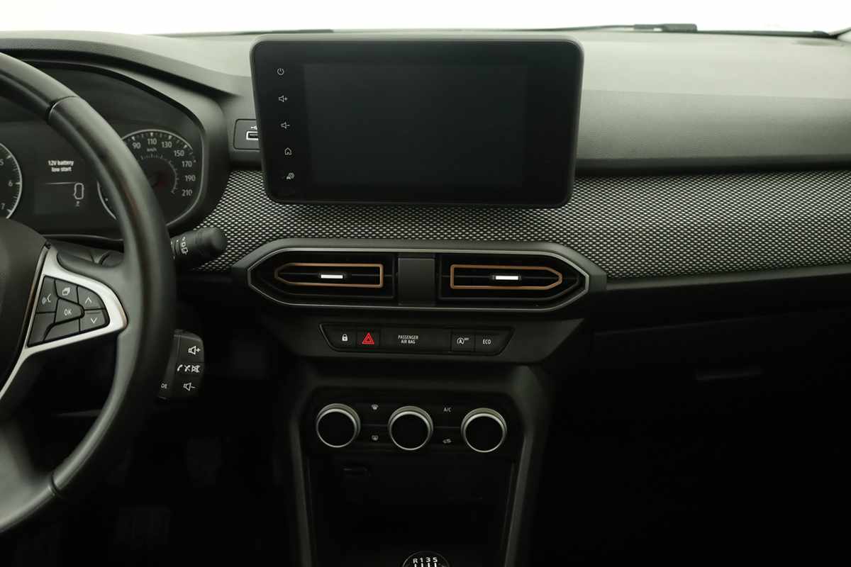 dacia-sandero-2024-gasolina-999cc
