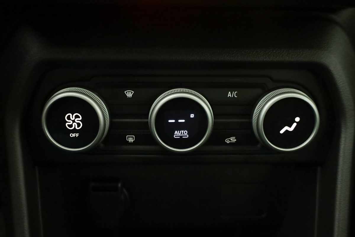 dacia-sandero-2024-gasolina-999cc