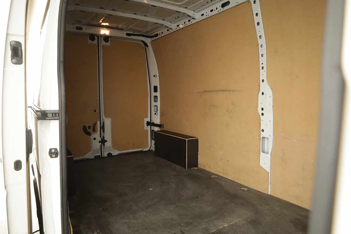 renault-master-2023-diesel-2299cc