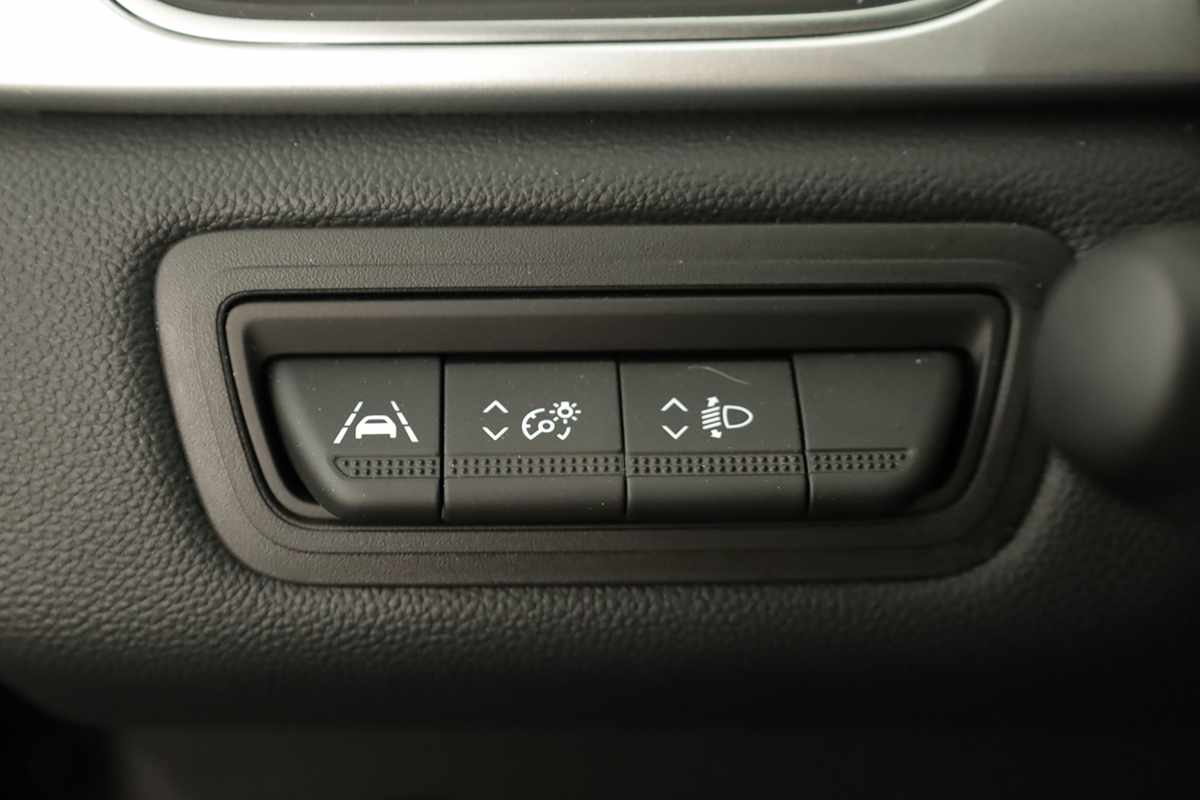 renault-captur-2023-gpl-999cc