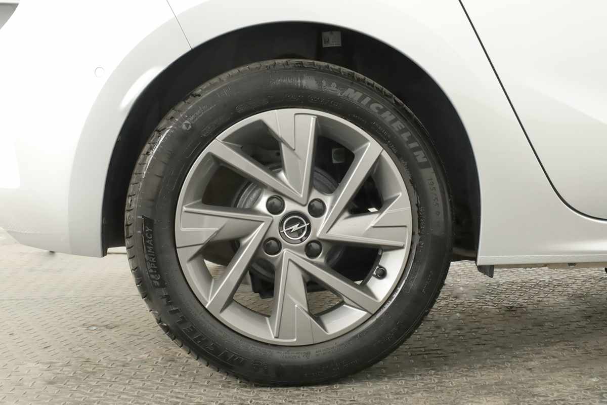 opel-corsa-2025-gasolina-1199cc
