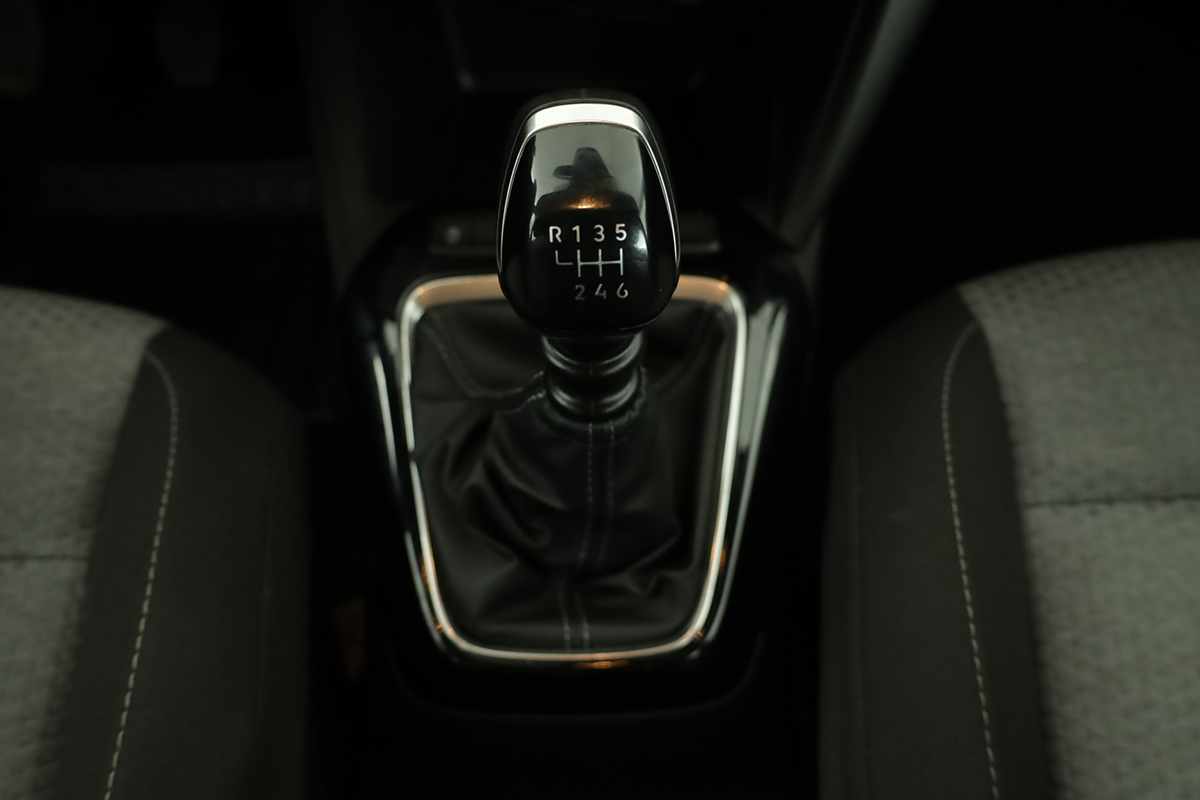 opel-corsa-2025-gasolina-1199cc