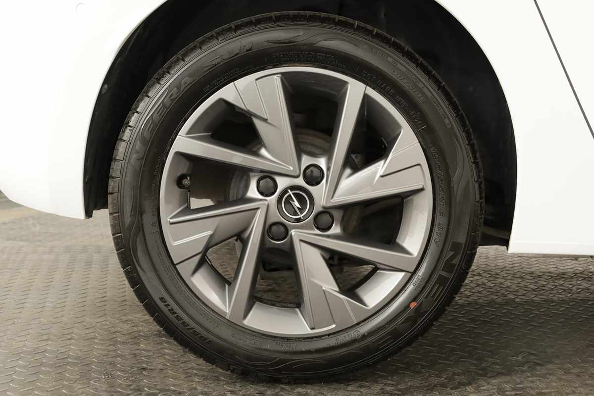 opel-corsa-2025-gasolina-1199cc