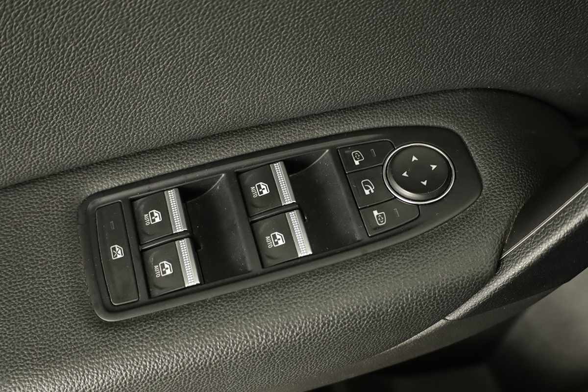 renault-captur-2024-gpl-999cc