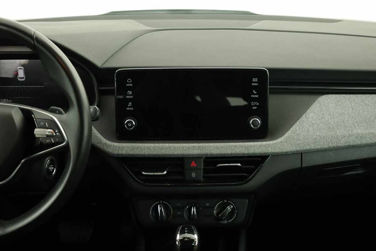 skoda-kamiq-2024-gasolina-999cc