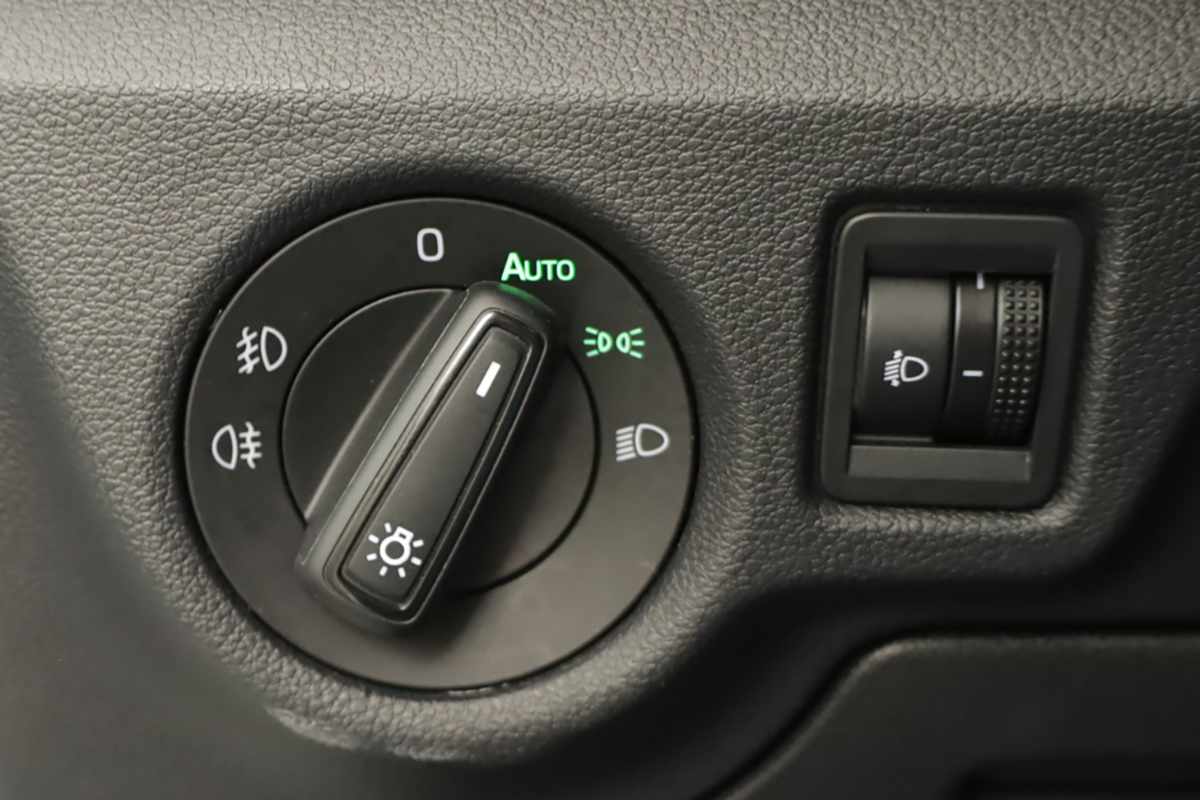 skoda-kamiq-2024-gasolina-999cc