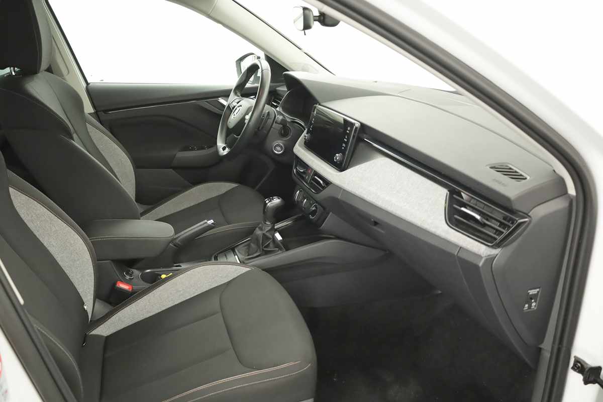 skoda-kamiq-2024-gasolina-999cc