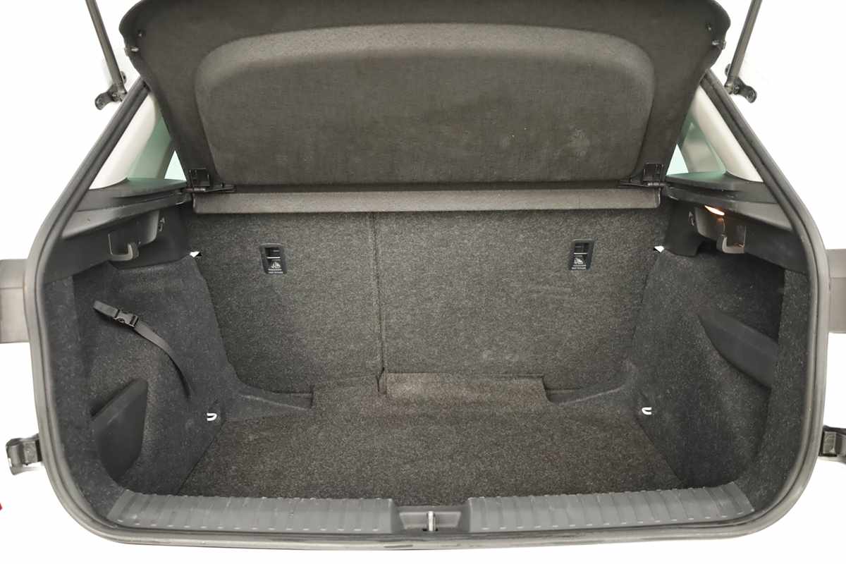 skoda-kamiq-2024-gasolina-999cc