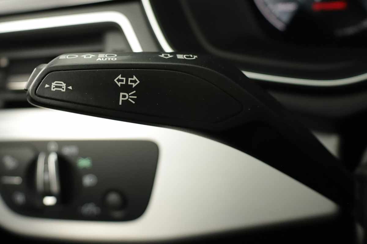 audi-a5-sportback-2023-diesel-1968cc