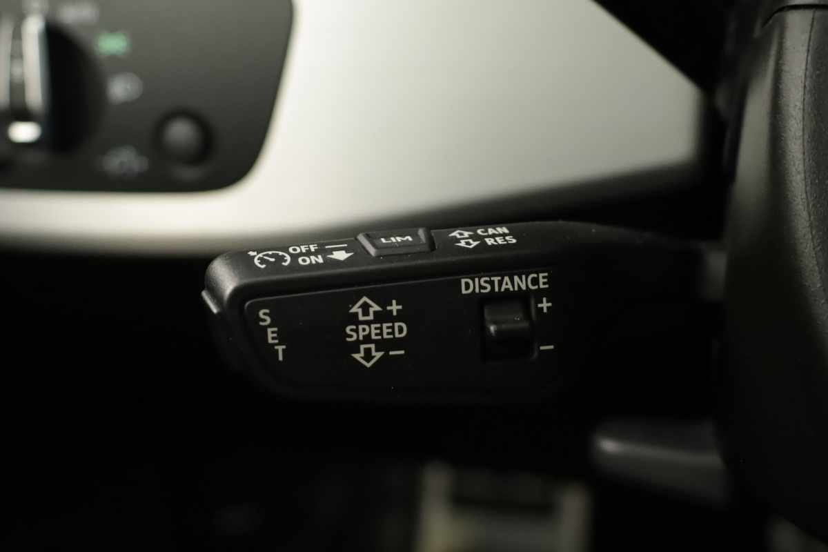 audi-a5-sportback-2023-diesel-1968cc