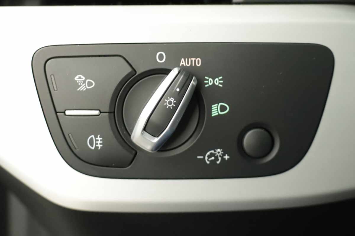 audi-a5-sportback-2023-diesel-1968cc