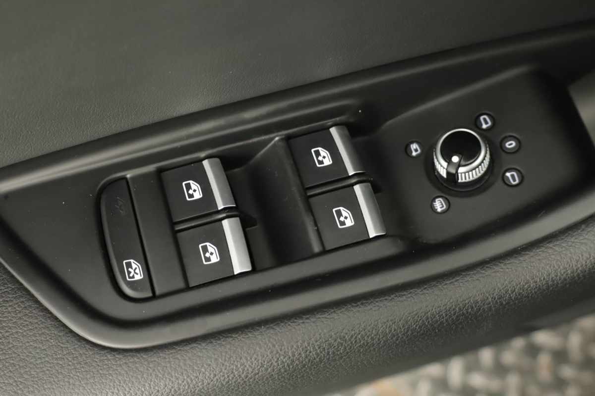audi-a5-sportback-2023-diesel-1968cc