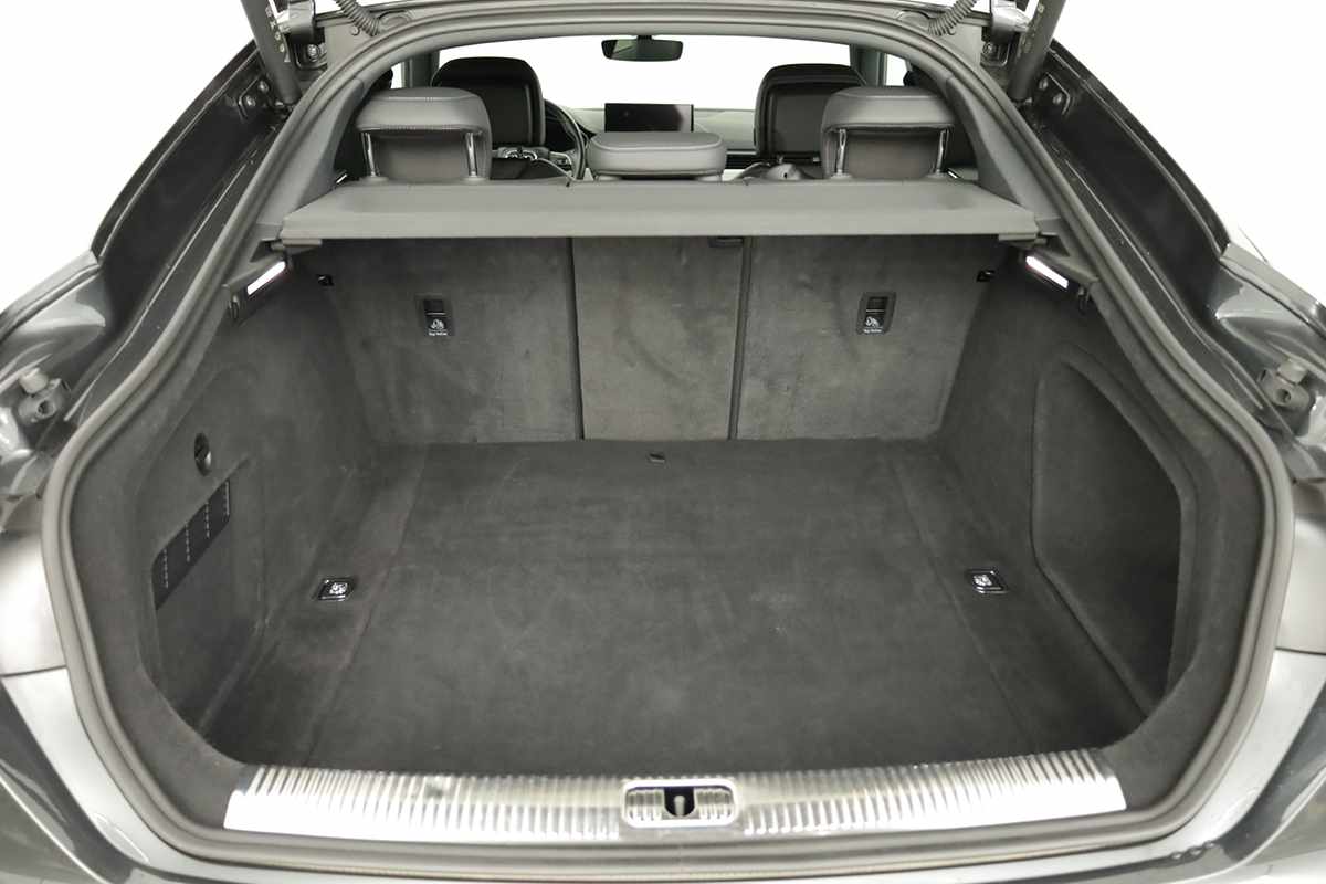 audi-a5-sportback-2023-diesel-1968cc