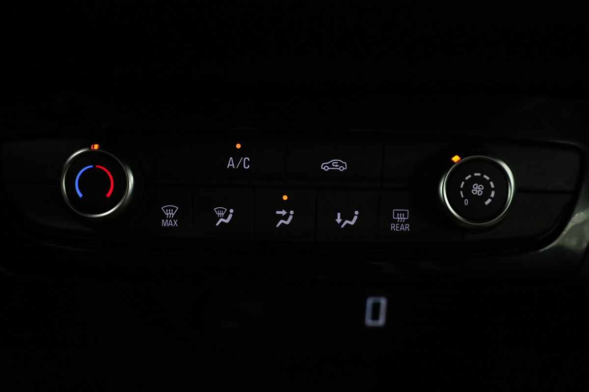 opel-corsa-2025-gasolina-1199cc