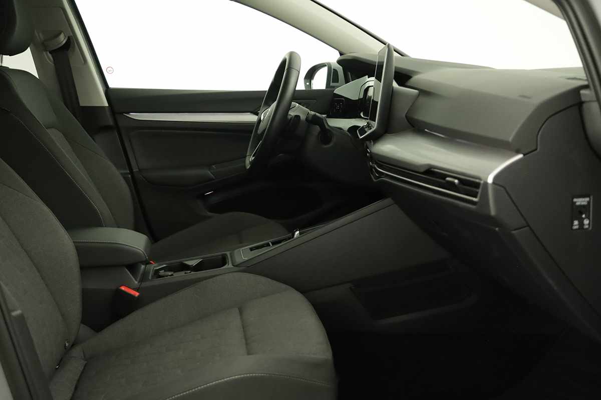 volkswagen-golf-2025-hibrido-a-gasolina-1498cc