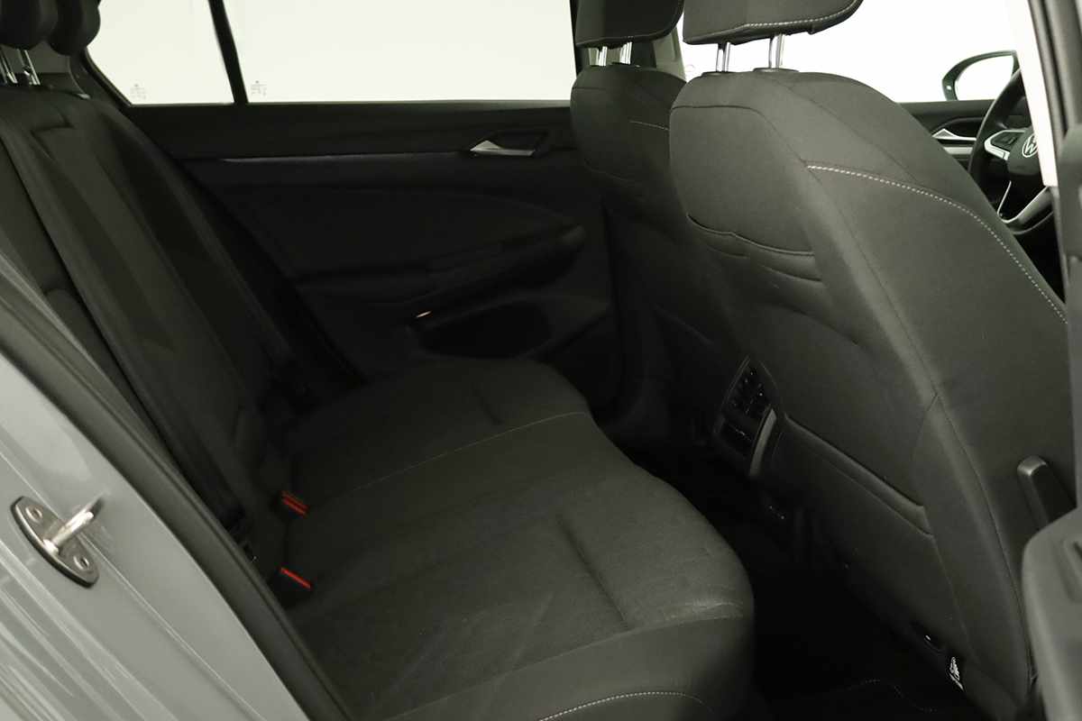 volkswagen-golf-2025-hibrido-a-gasolina-1498cc