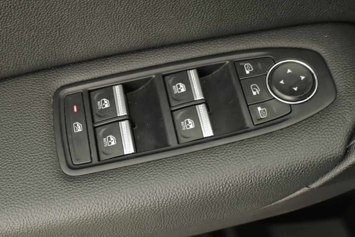 renault-captur-2024-gpl-999cc